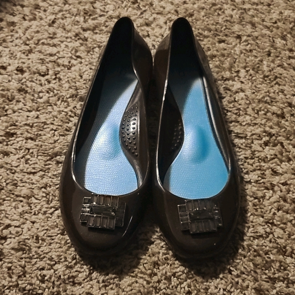 Women's OKA b. Flats